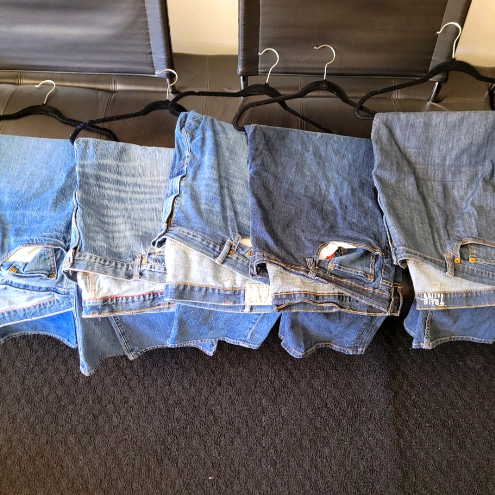 (13) pair of men's pants